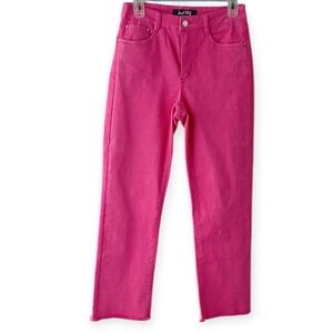 JOSEPH RIBKOFF PINK FRAYED HEM CROPPED JEANS. SIZE 6